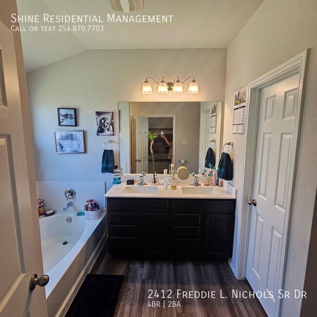 Building Photo - 2412 Freddie L. Nichols Sr. Dr