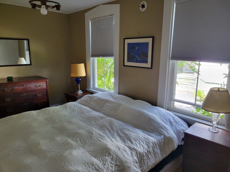 Building Photo - 29 Green St