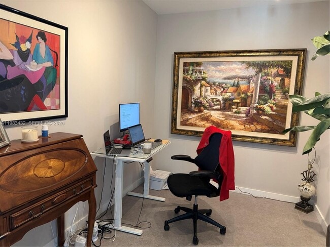 Building Photo - 460 NE 28th St