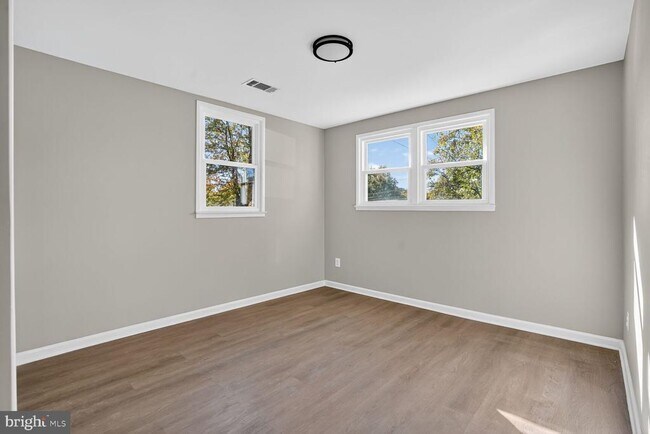 Building Photo - 5307 Kepler Ln