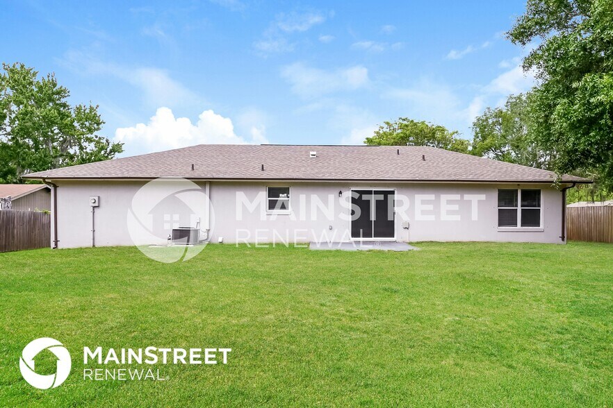 Building Photo - 2330 Northview Dr