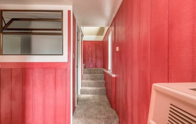 Building Photo - Charming 3 bed 1.5 bath available in Bellingham!