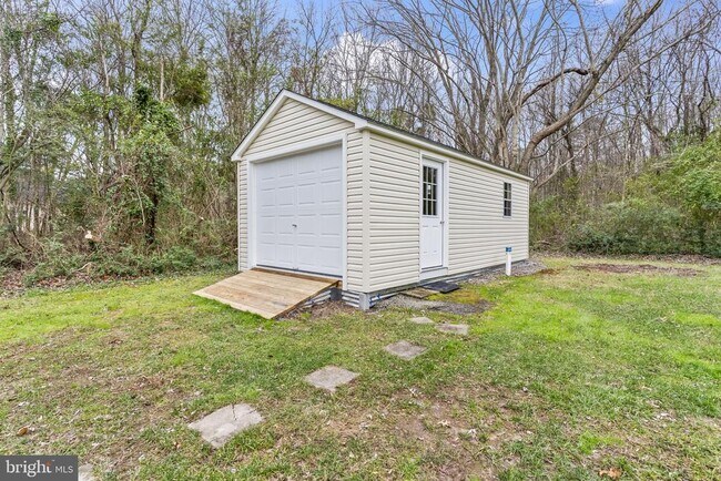 Building Photo - 25001 Half Pone Point Rd