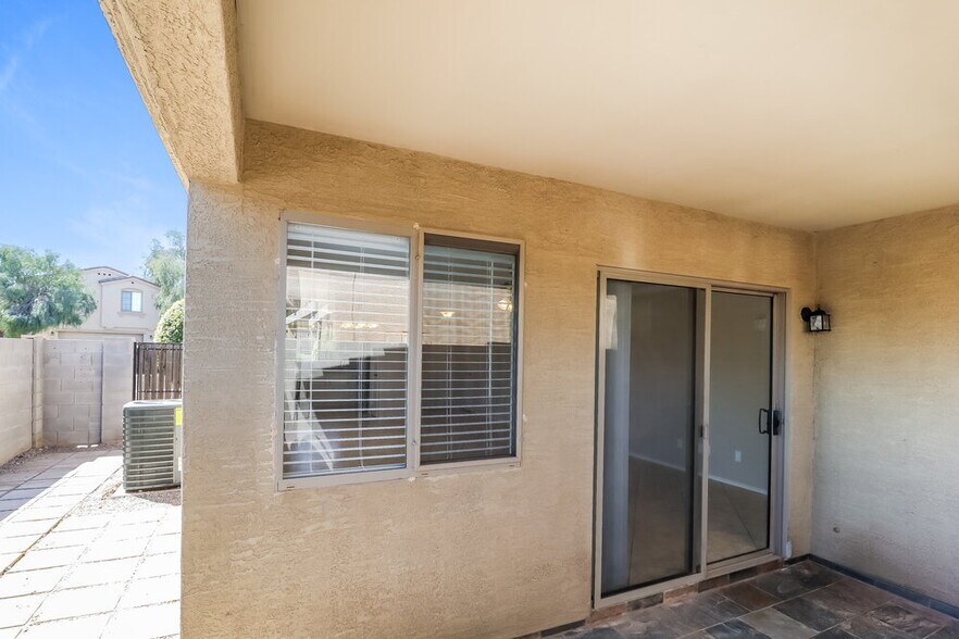 Building Photo - 3710 W Dunbar Dr