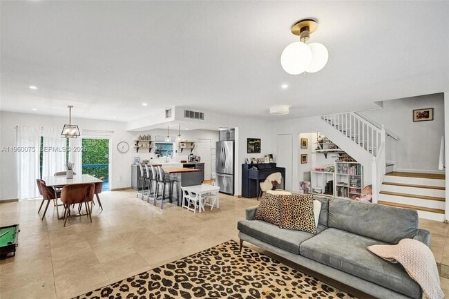 Building Photo - 1165 99th St