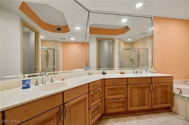 Building Photo - 14350 Riva Del Lago Dr