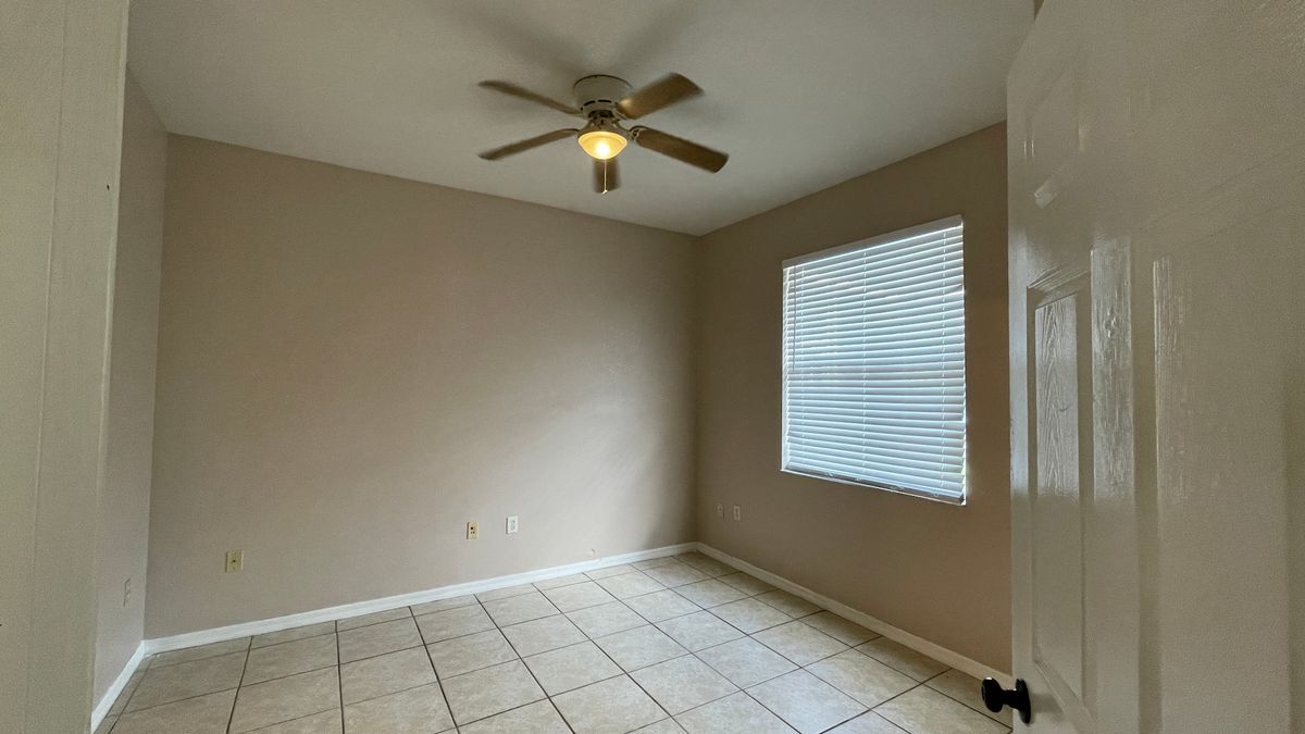 Building Photo - 506 Parsley Ct