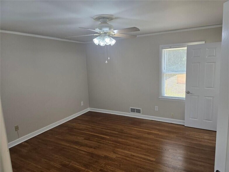 Building Photo - 3420 Northside