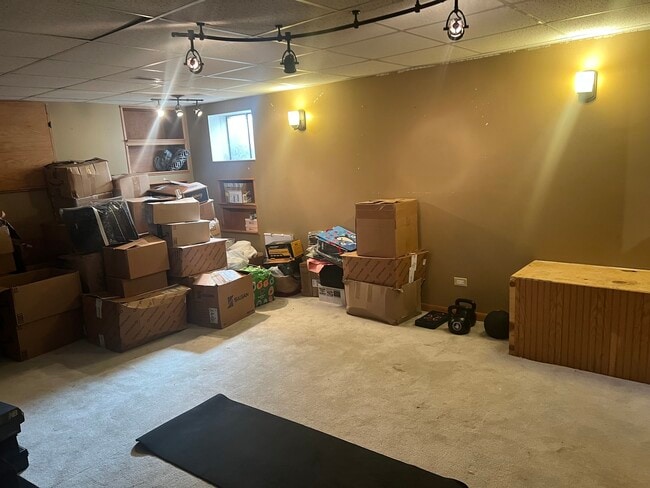 Building Photo - 2650 Cadbury Cir