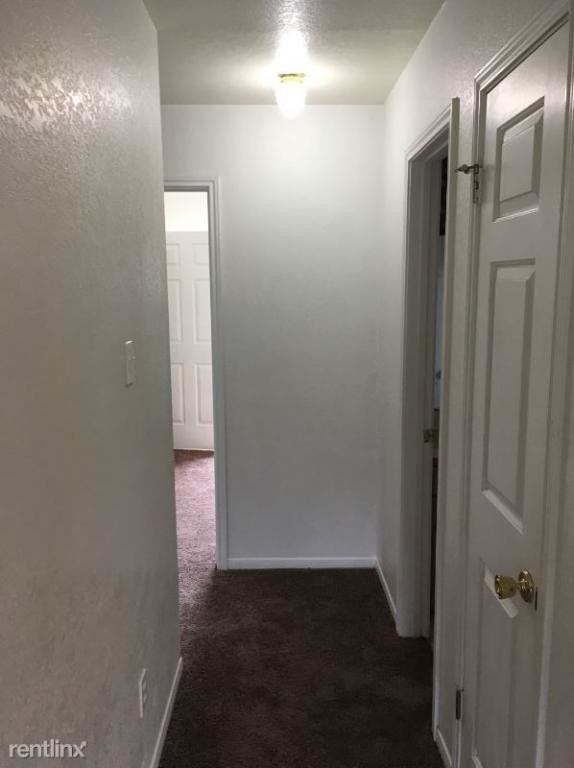 Building Photo - 3815 Sawtooth Drive