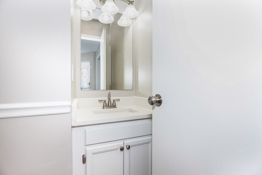 Building Photo - 5406 Carronbridge Ln