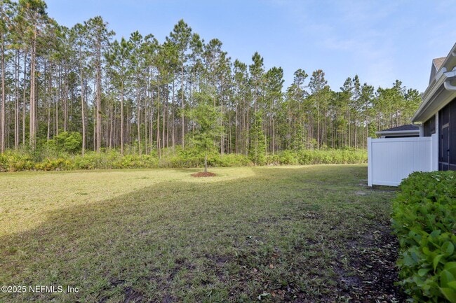 Building Photo - 10342 Benson Lake Dr