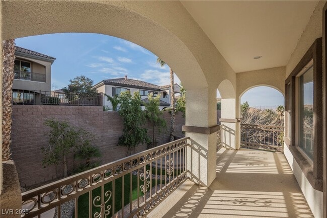 Building Photo - 2768 Liberation Dr