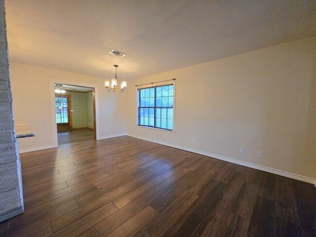 Building Photo - 126 La Silla Dr
