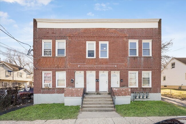 Building Photo - 45 Cowles St