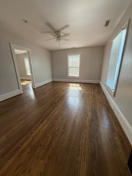 Building Photo - 315 Hillcrest Dr