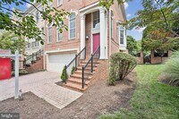 Building Photo - 7000 Eastern Red Cedar Ln