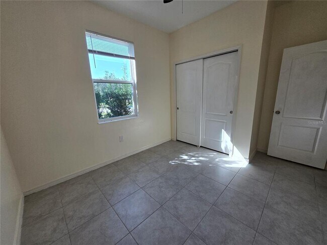 Building Photo - 3205 Casa Del Rey Ave