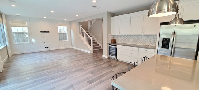 Building Photo - Gorgeous 4 Bedroom Model Home in the Cannery