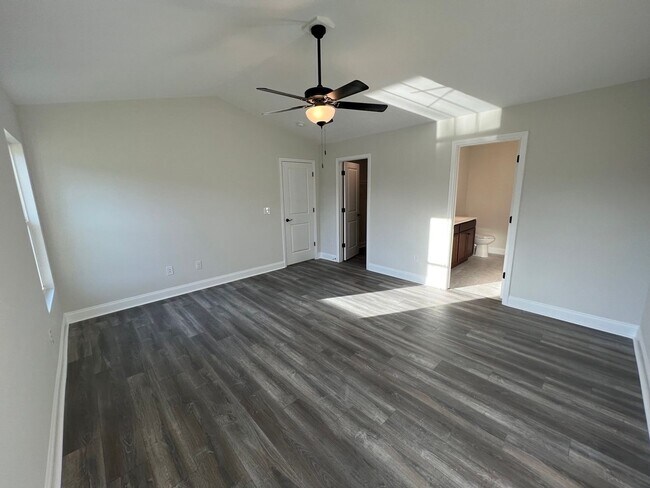 Building Photo - 232 Sage Cir
