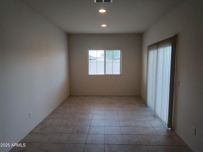 Building Photo - 11222 W Chipman Rd