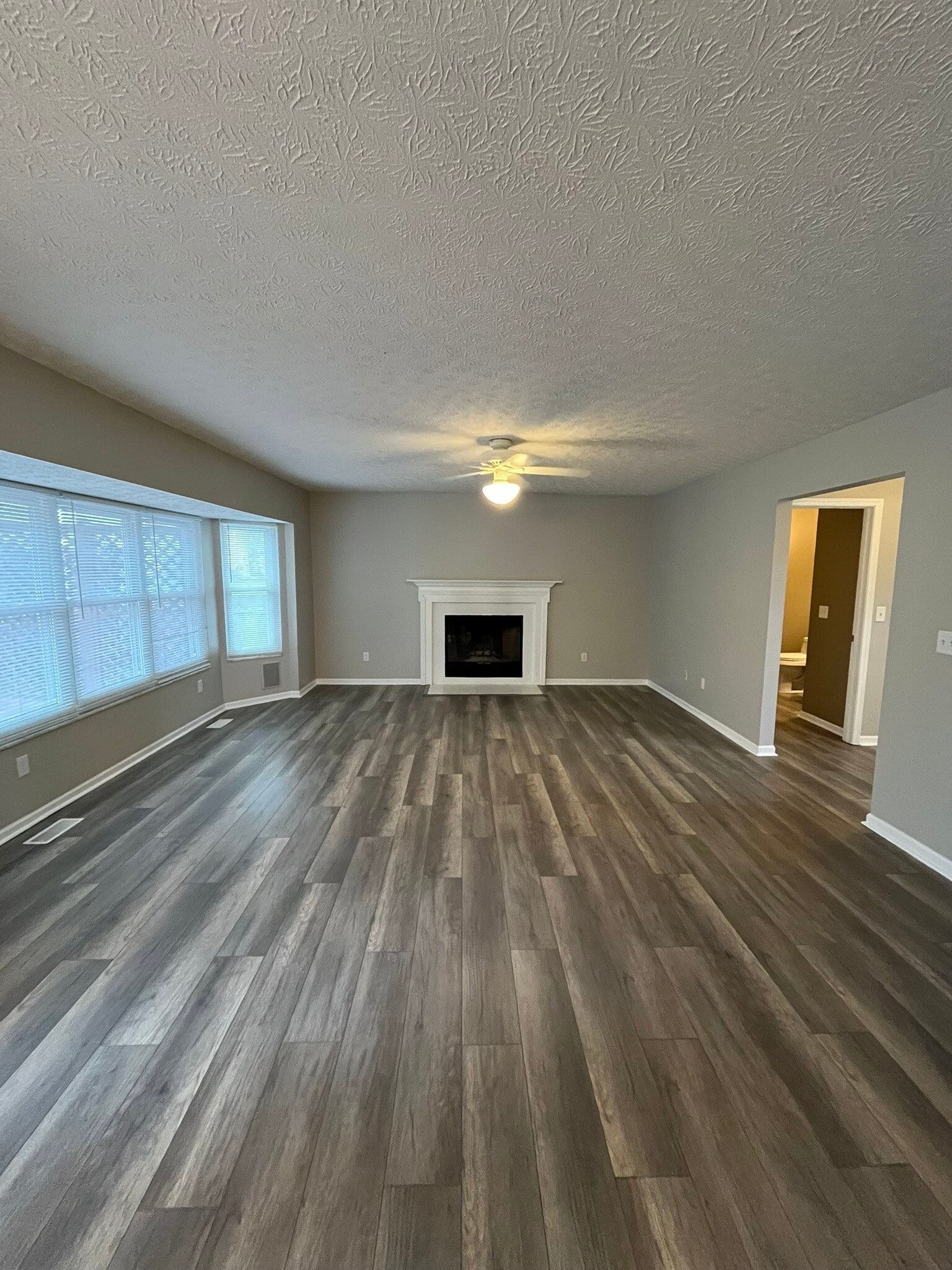 Building Photo - 208 Caswell Dr