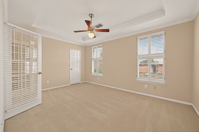 Building Photo - 431 Westmoreland St