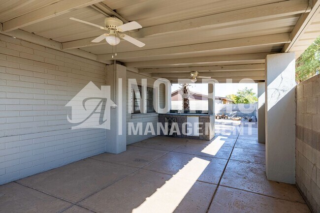 Building Photo - Amazing Home with a Pool and NO HOA