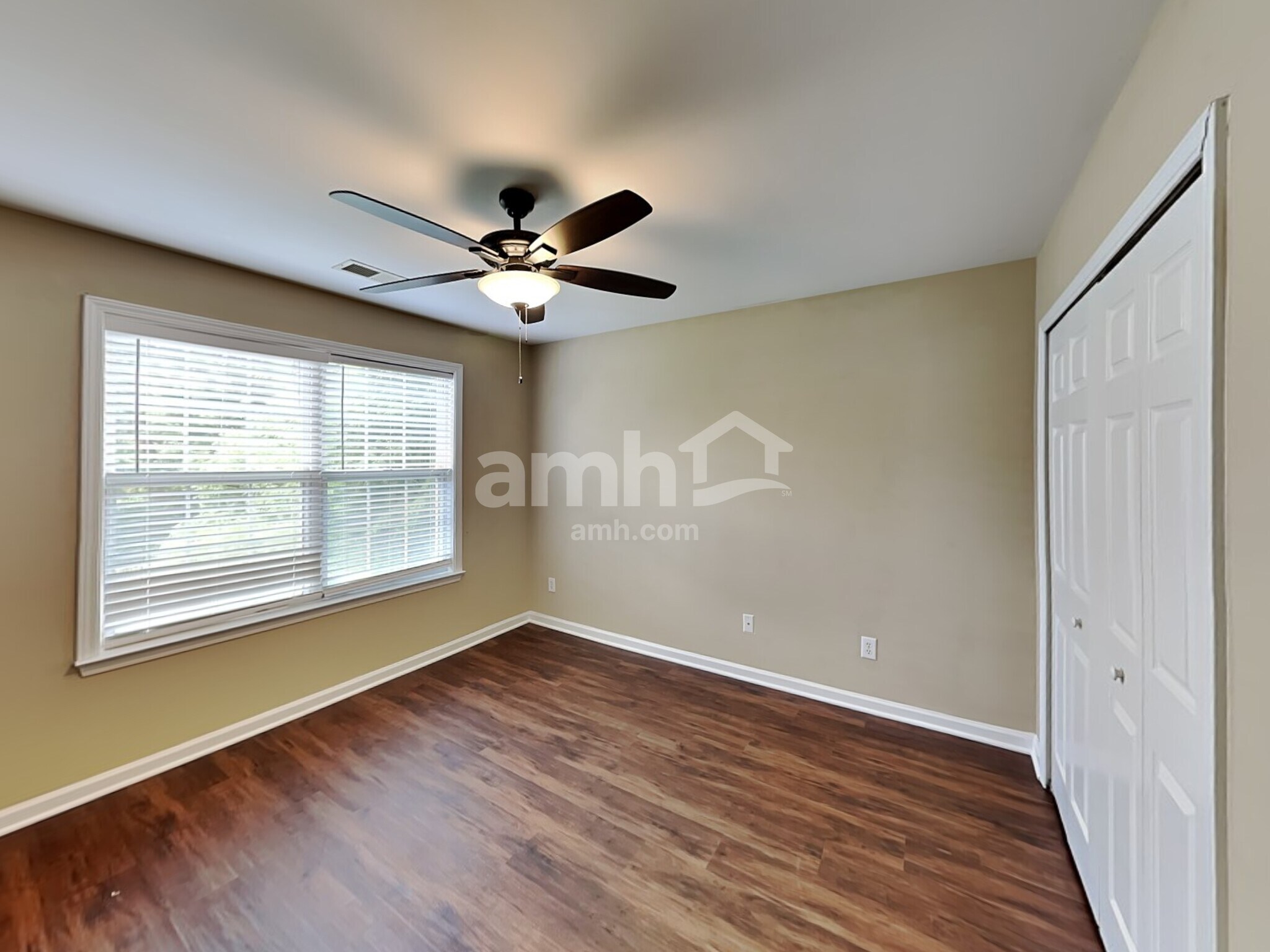 Building Photo - 3380 Lake Breeze Ct