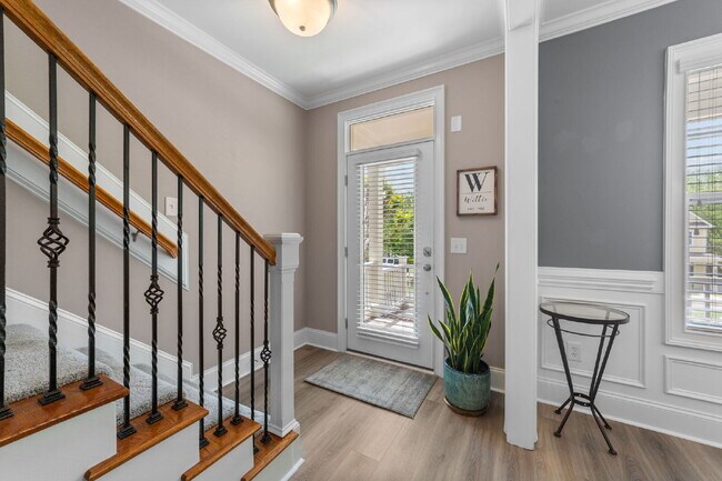 Building Photo - Charming Craftsman Home in the Heart of Apex | Renovated Kitchen, Fenced Yard, Garage & Lawn Care...