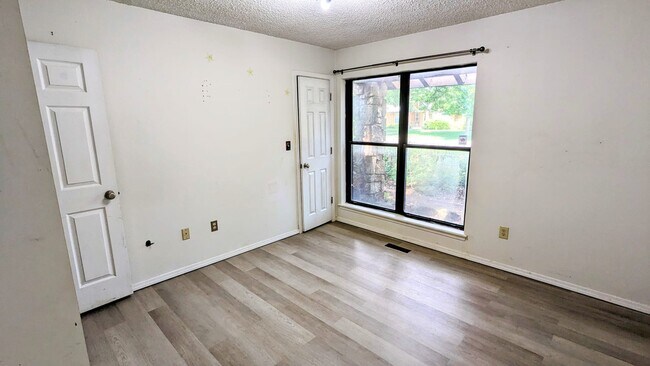 Building Photo - 7720 S Lakewood Ave