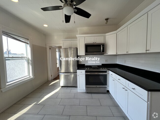 Building Photo - 33 Wheatland St