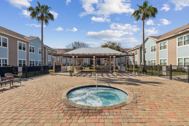 Building Photo - For Rent-  2nd months rent is FREE!!!!