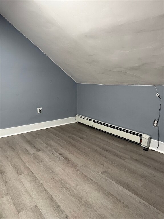 Building Photo - 415 Weeden St