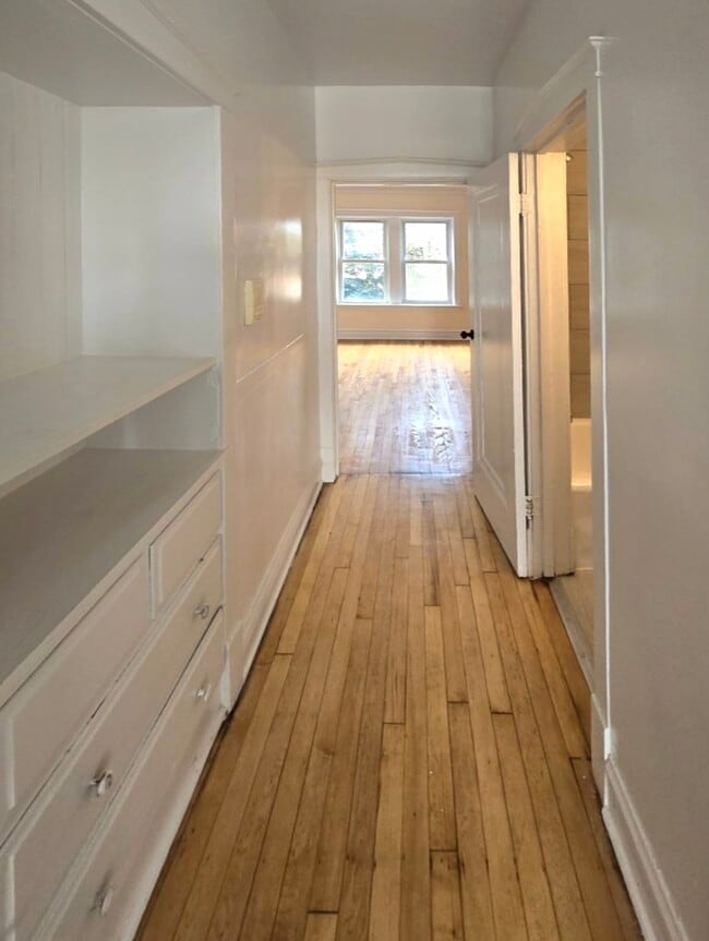 Building Photo - 4937 W 18th St