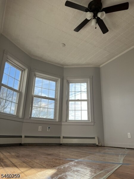 Building Photo - 947 Grove St