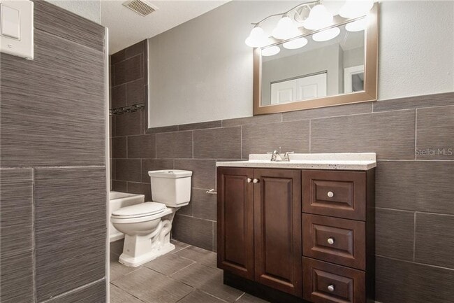Building Photo - 5614 Pinnacle Heights Cir