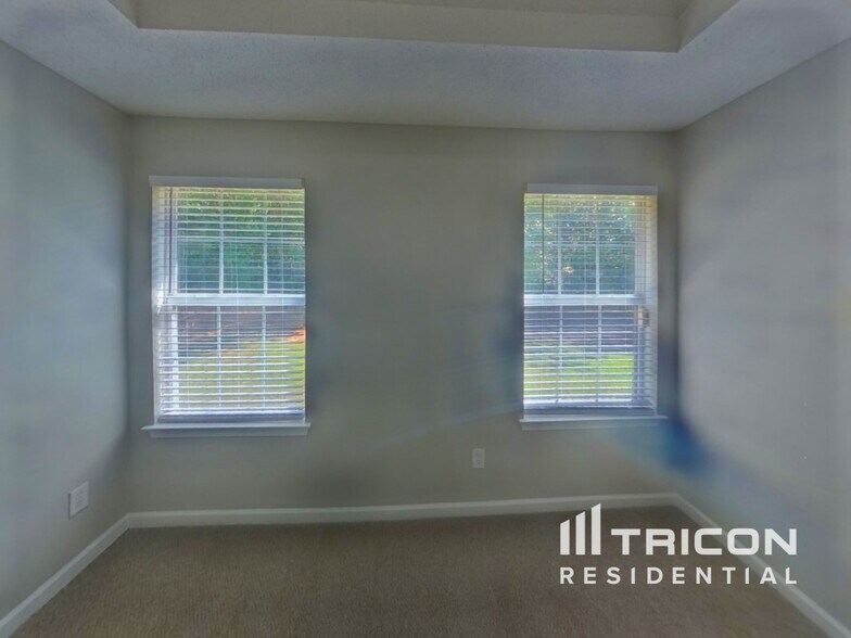 Building Photo - 5767 Blacktop Ct