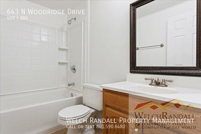 Building Photo - 643 Woodridge Dr