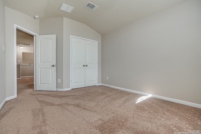 Building Photo - 2307 Clover Ridge