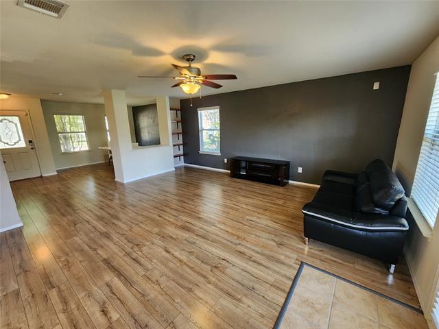 Building Photo - 5709 Valley Stream Way