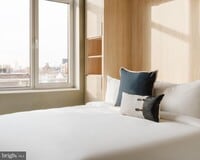 Building Photo - 313 Race St