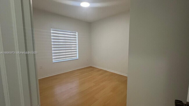 Building Photo - 15804 SW 99th Terrace