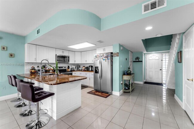 Building Photo - 13751 SW 160th St