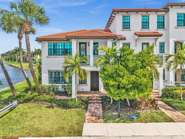 Building Photo - 11541 SW 15th Ave