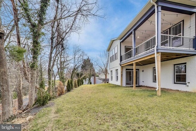 Building Photo - 3897 Hillview Ct