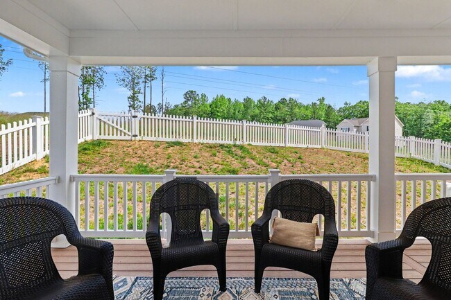 Building Photo - Beautiful Home in Pendleton!