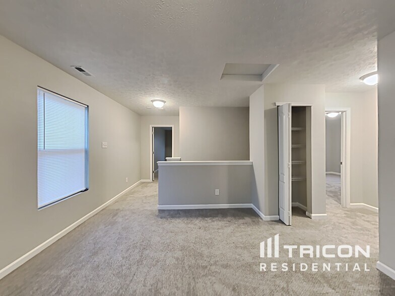 Building Photo - 4350 Kellybrook Dr