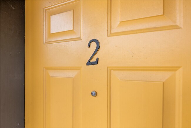 Building Photo - 4811 Oakland St