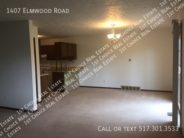 Building Photo - 1407 Elmwood Rd